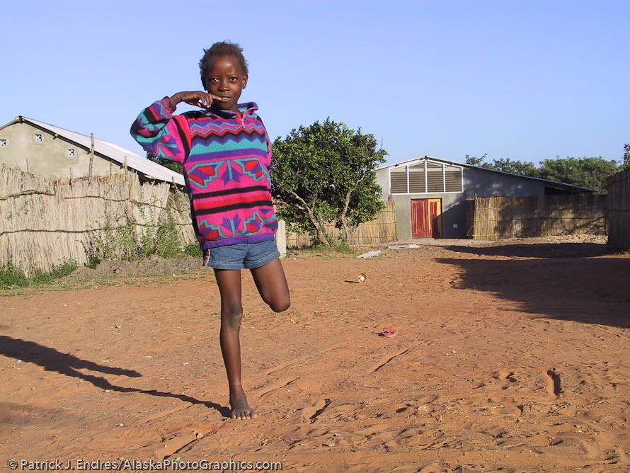 Zimpeto Center, Maputo, Mozambique, AFRICA, Iris Ministries, May 2001